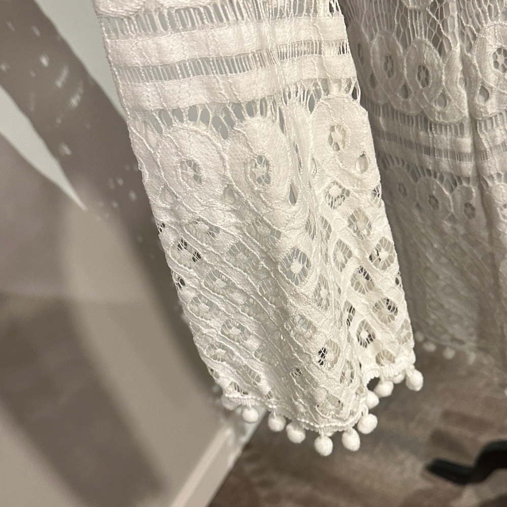 White Lace shift mini Dress with pompom ricrac details size small - Picture 5 of 13